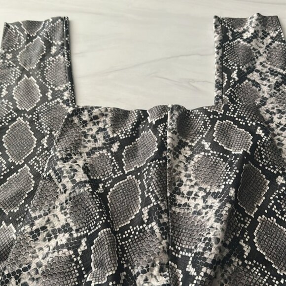 Commando Women’s Snake Skin Python Skinny Leg Ankle Leggings Size Small - Picture 4 of 5